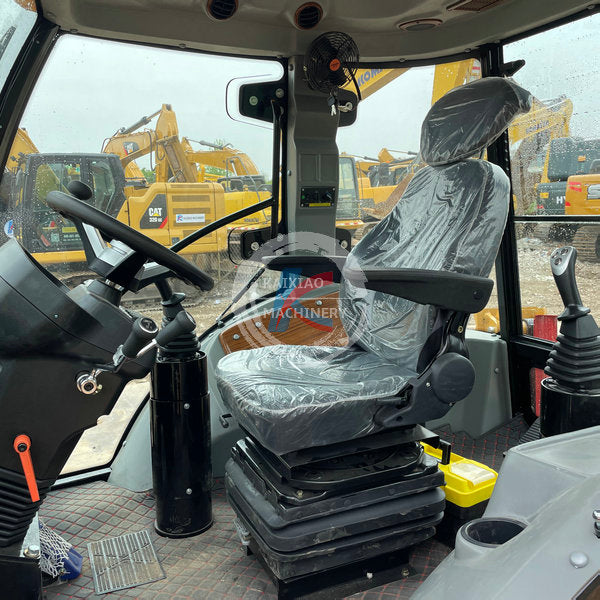 NEW CAT 420F BACKHOE LOADER