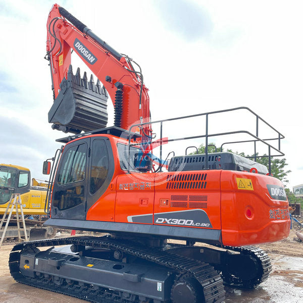 DOOSAN DX300 KOREA ORIGINAL EXCAVATOR