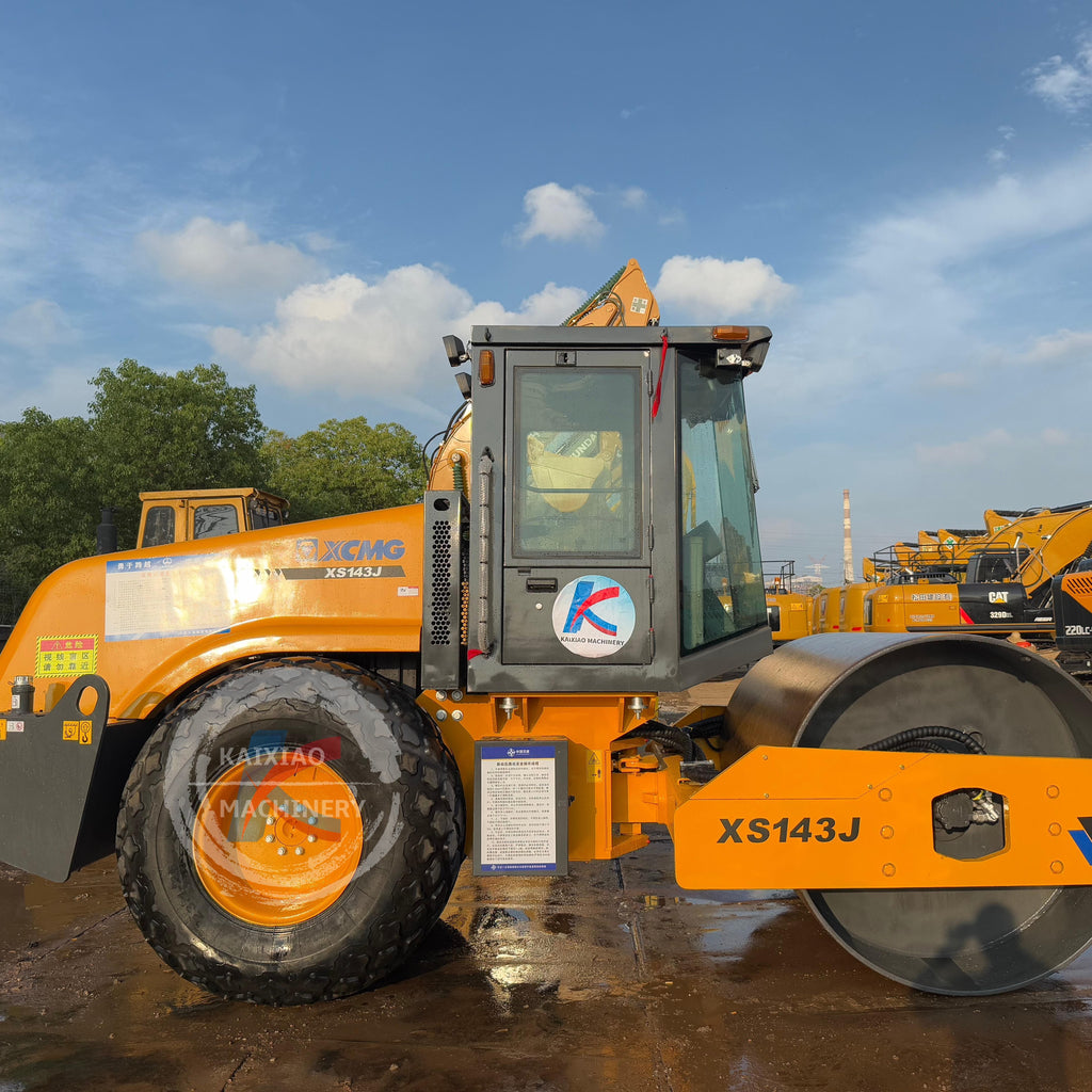 XCMG XS143J ROLLER
