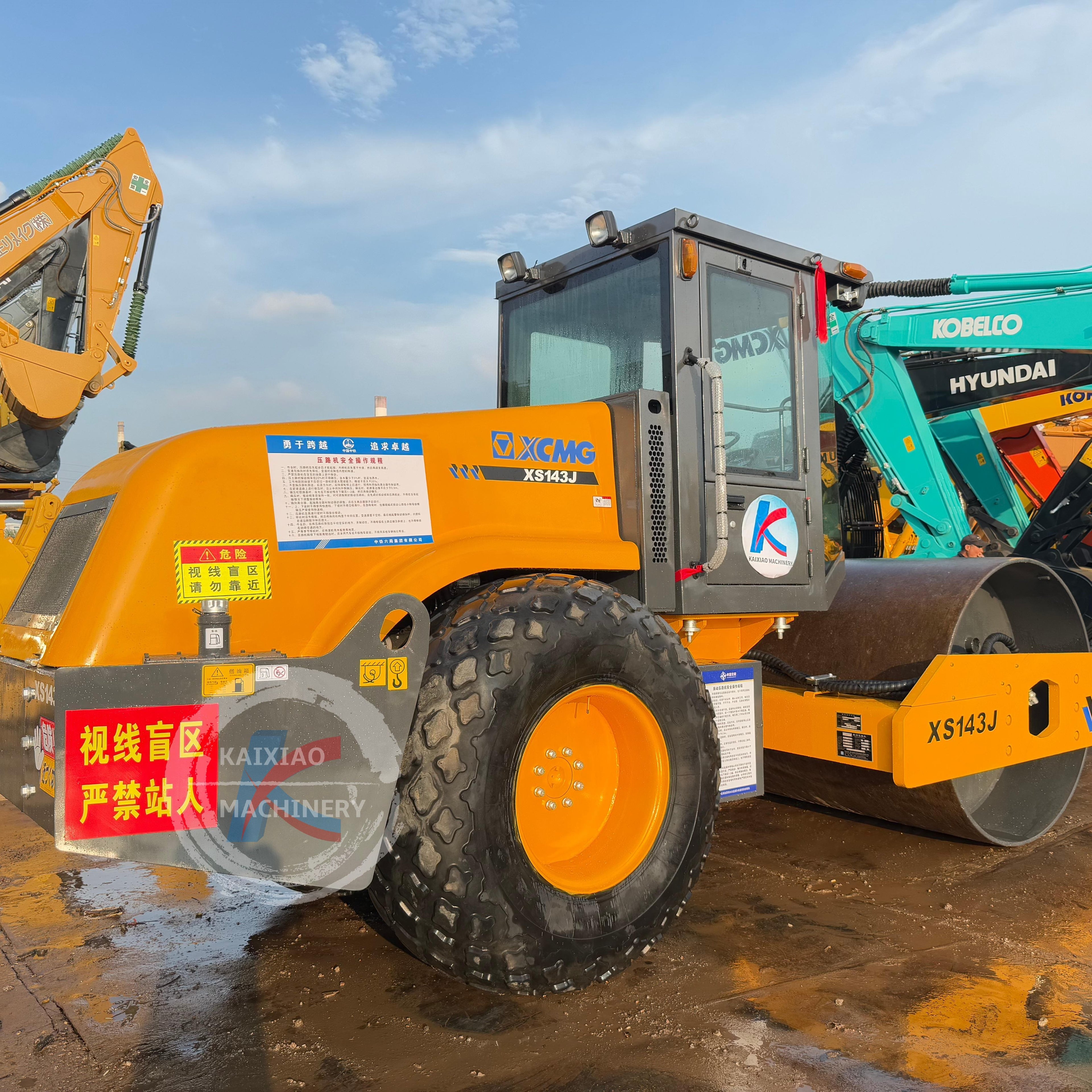 XCMG XS143J ROLLER