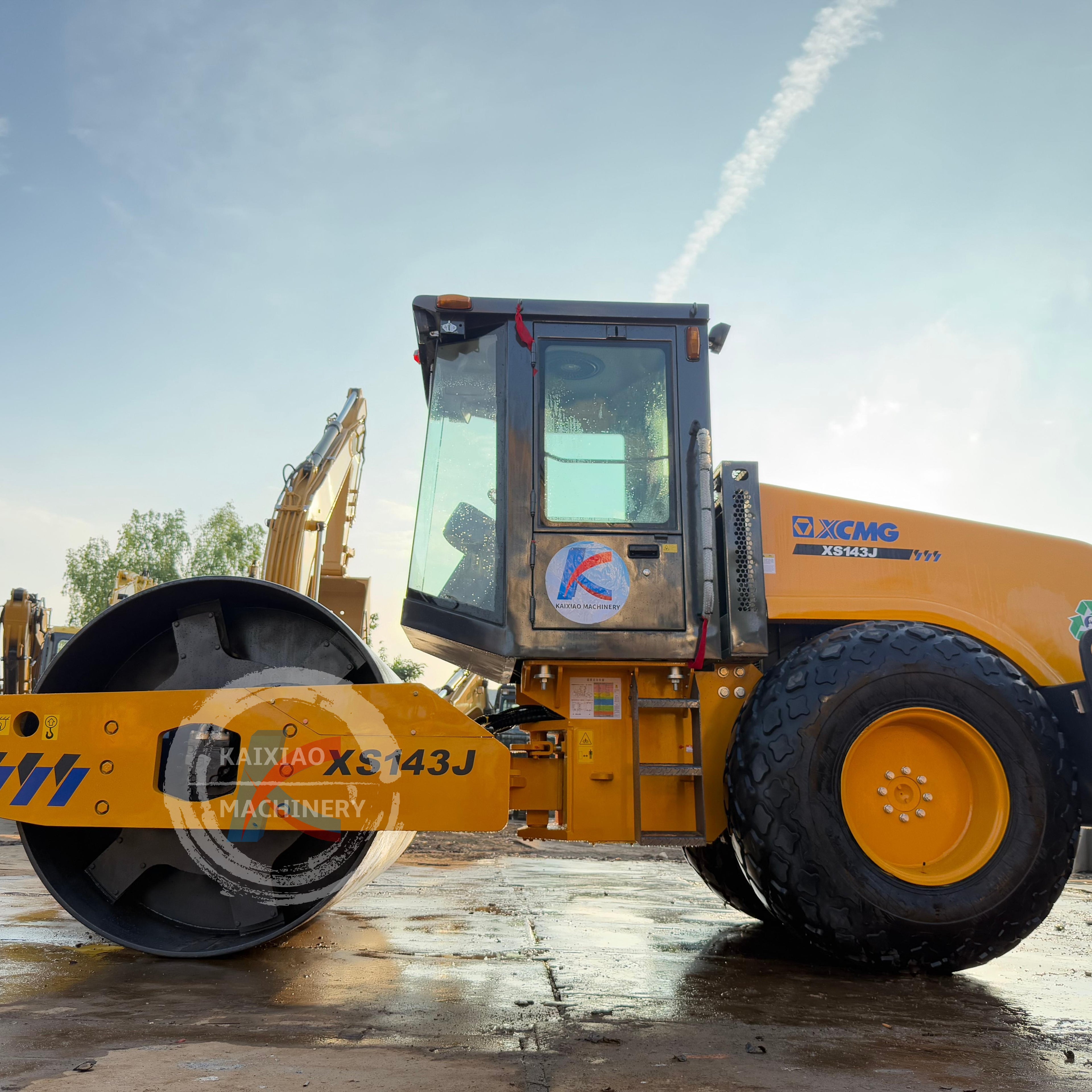 XCMG XS143J ROLLER