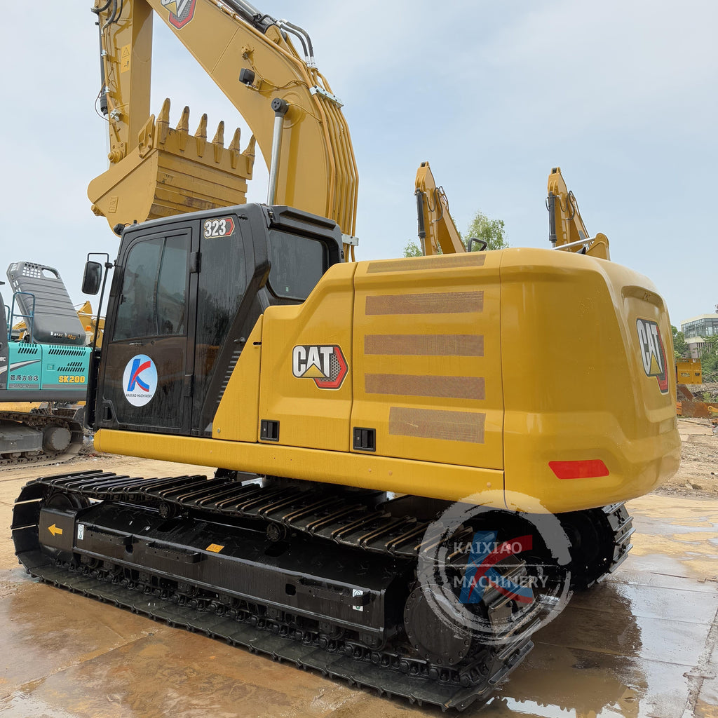 CATERPILLAR CAT323 with C7.1 Engine 23TON Used Excavator