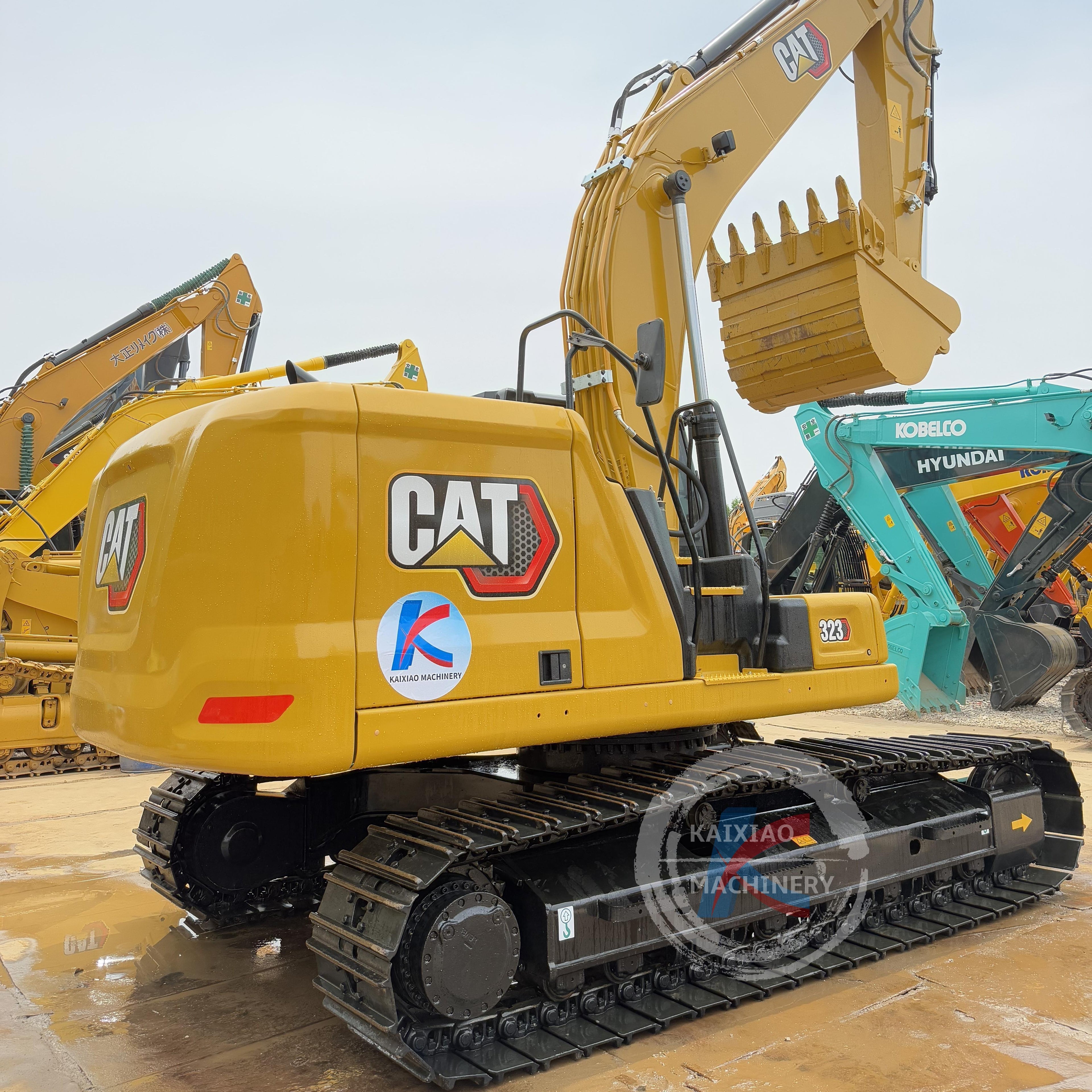 CATERPILLAR CAT323 with C7.1 Engine 23TON Used Excavator