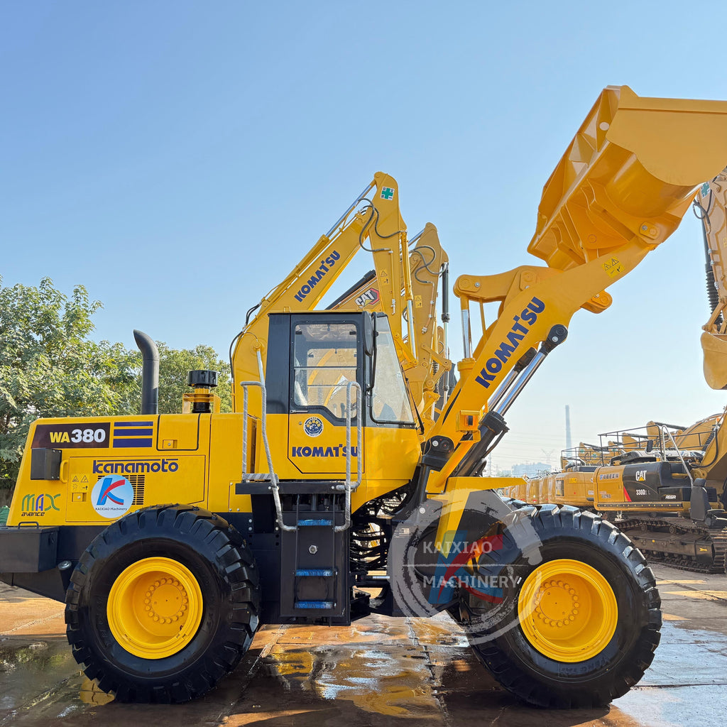 JAPAN KOMATSU WA380 WHEEL LOADER