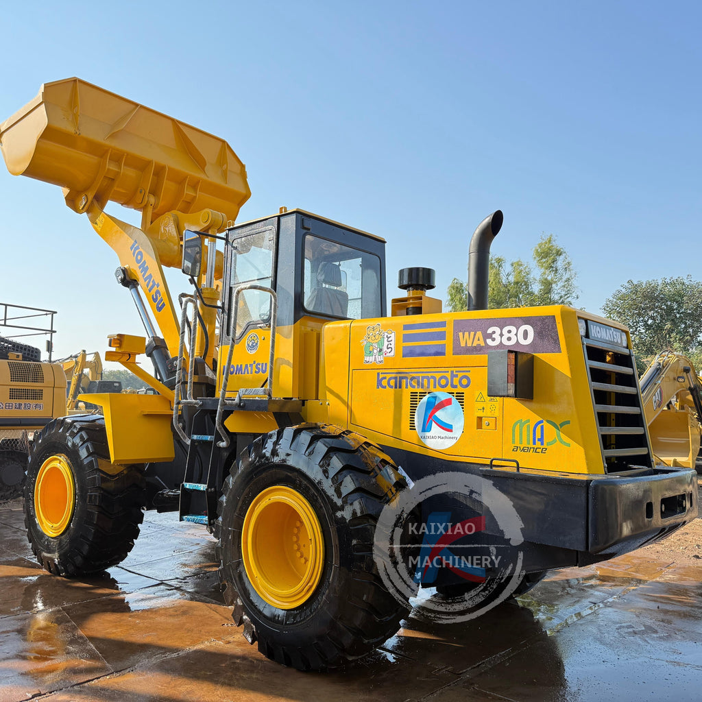 JAPAN KOMATSU WA380 WHEEL LOADER
