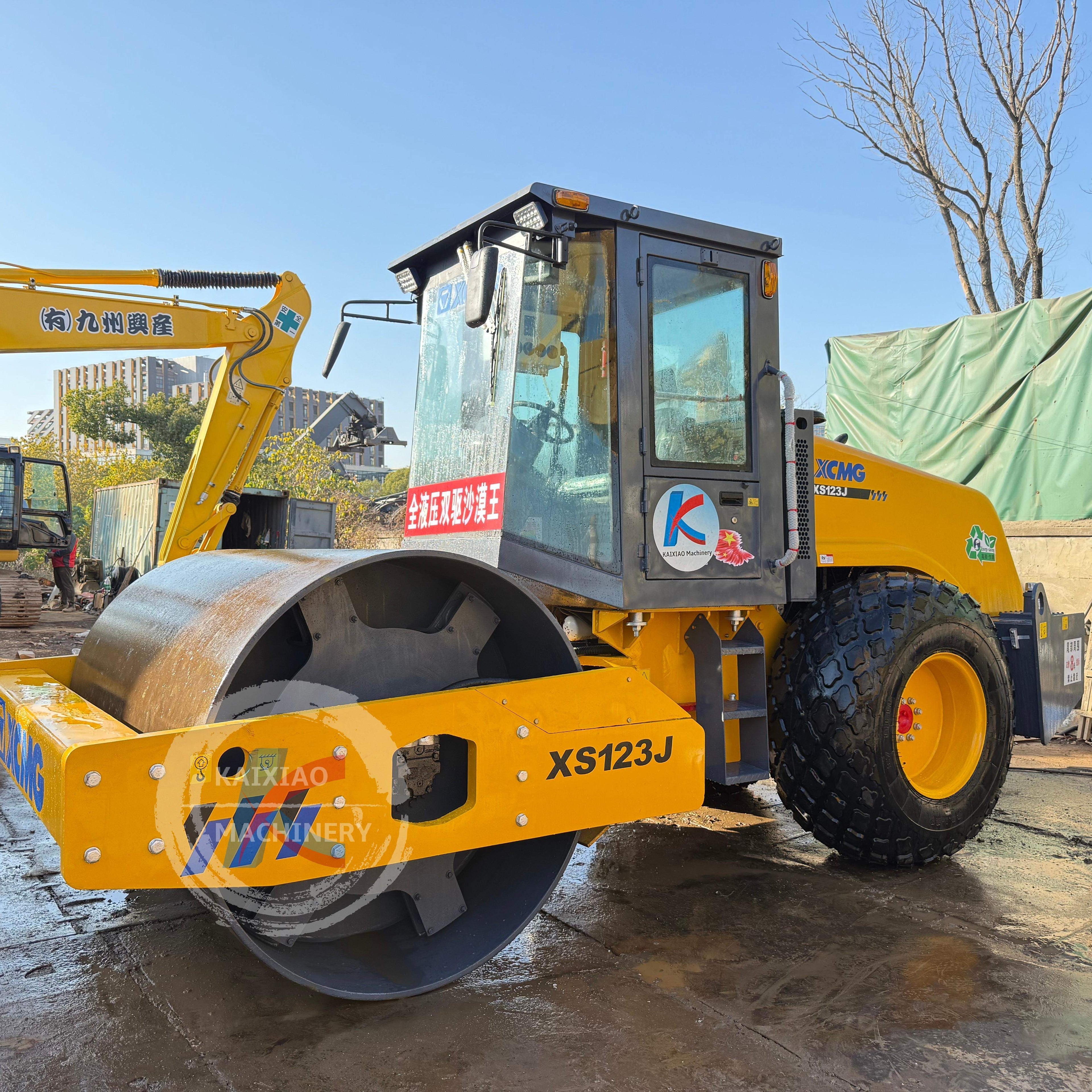 XCMG XS123J ROLLER