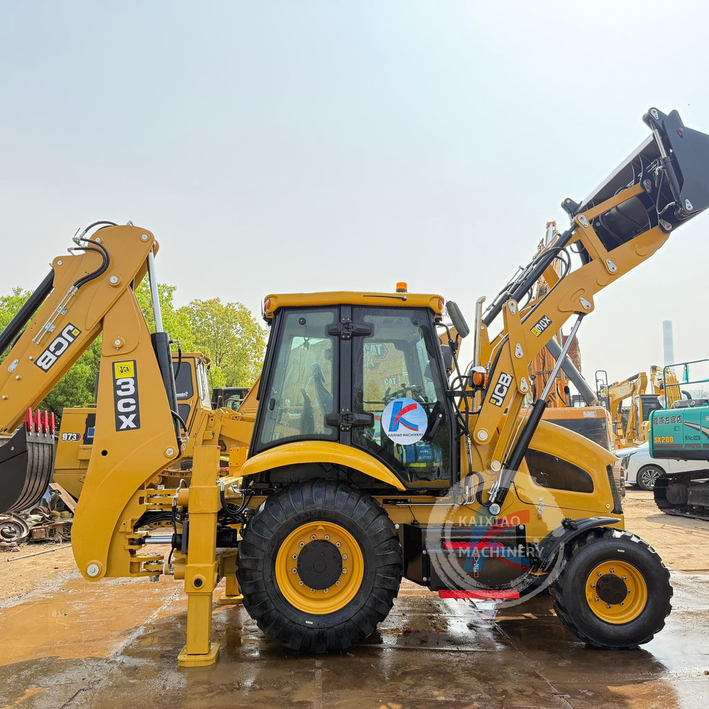 NEW JCB 3CX BACKHOE LOADER