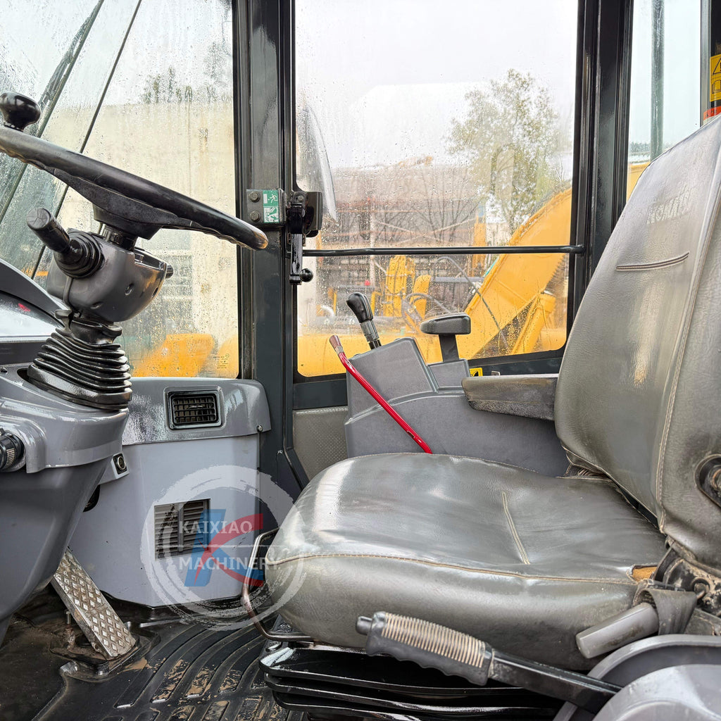 JAPAN KOMATSU WA320 WHEEL LOADER