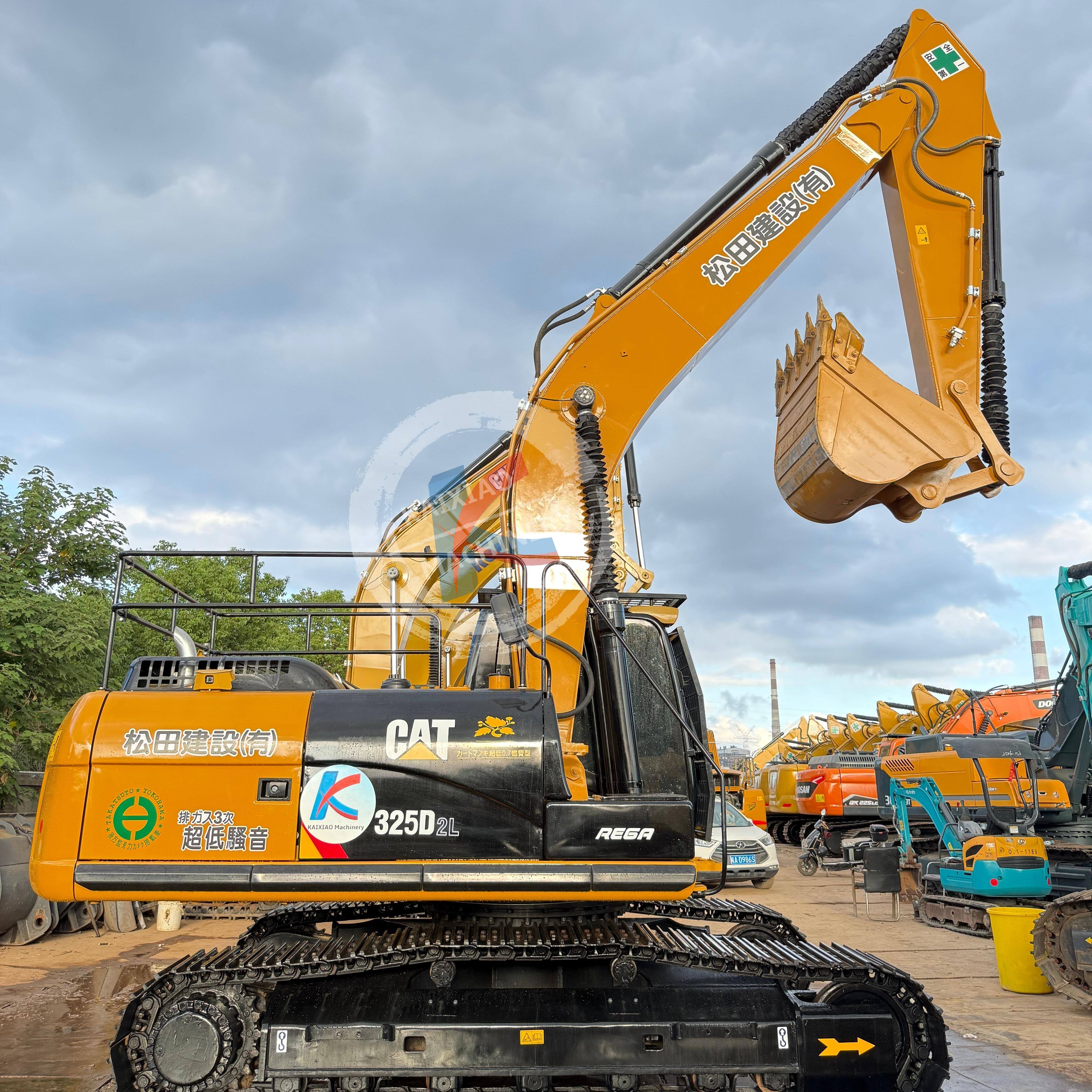 CATERPILLAR CAT325D2L JAPAN 25TON EXCAVATOR