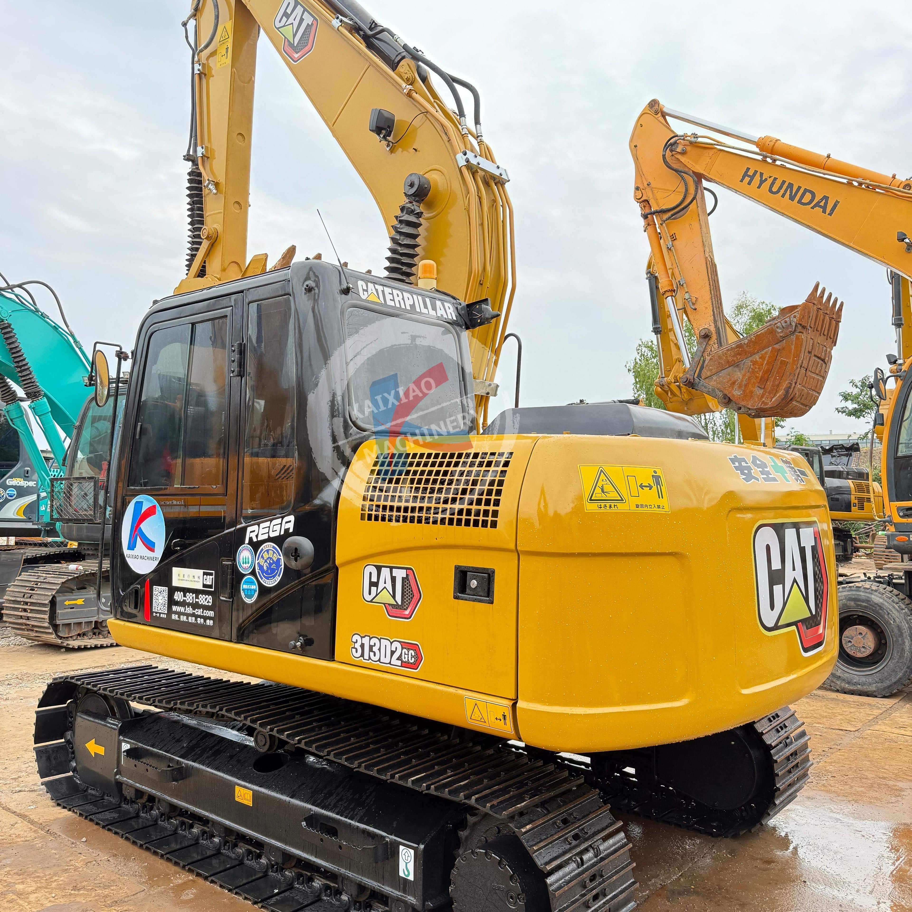 CATERPILLAR CAT313D2GC 13TON EXCAVATOR