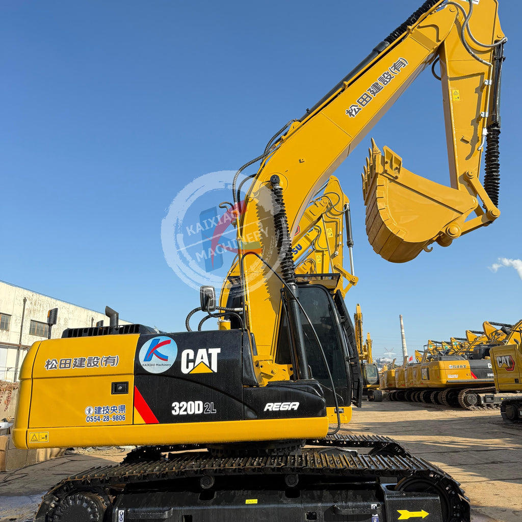 CATERPILLAR CAT320D2L JAPAN 20TON EXCAVATOR