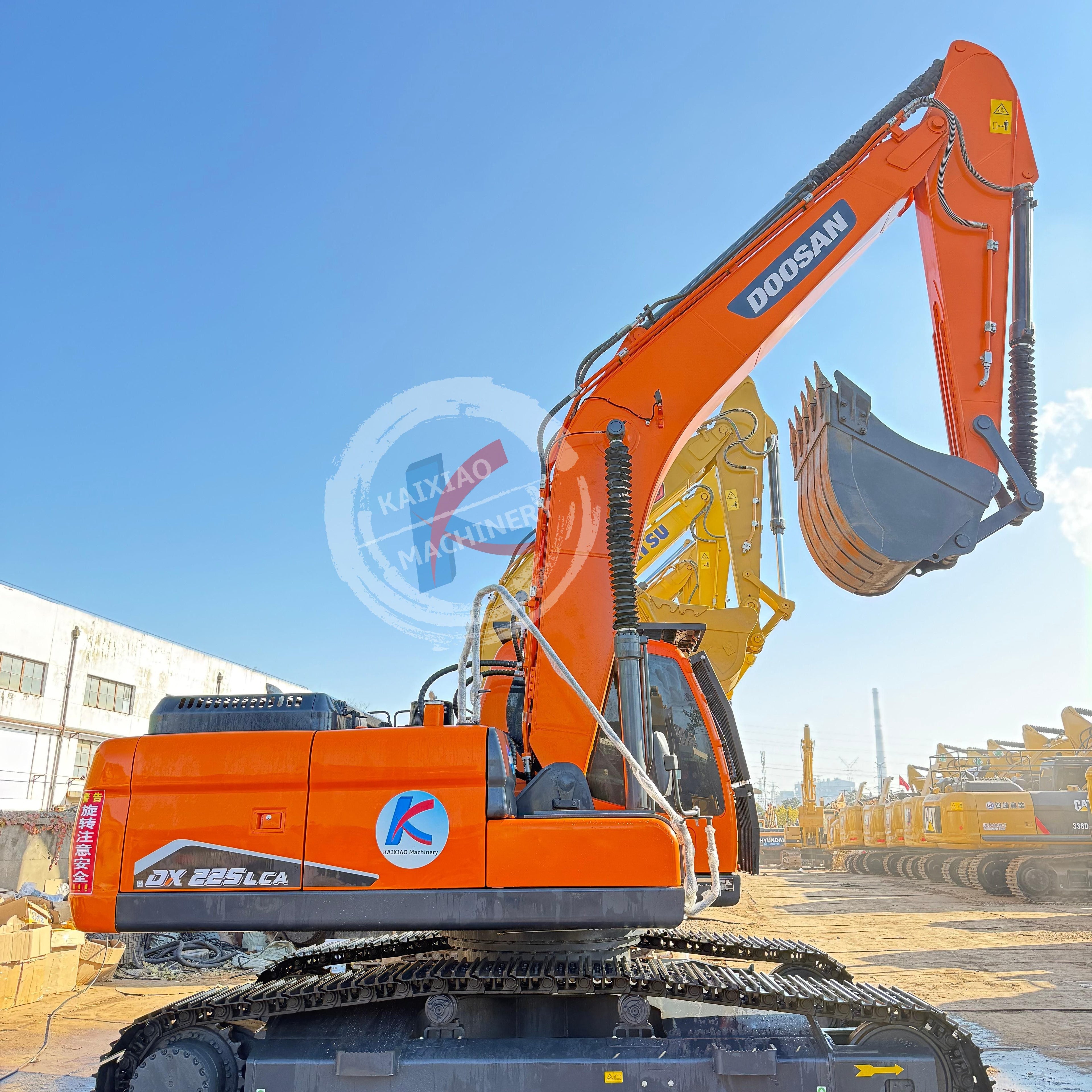 DOOSAN DX225 KOREA ORIGINAL EXCAVATOR