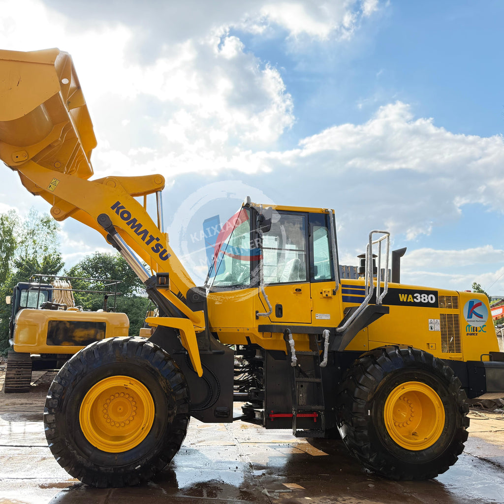 JAPAN KOMATSU WA470 WHEEL LOADER