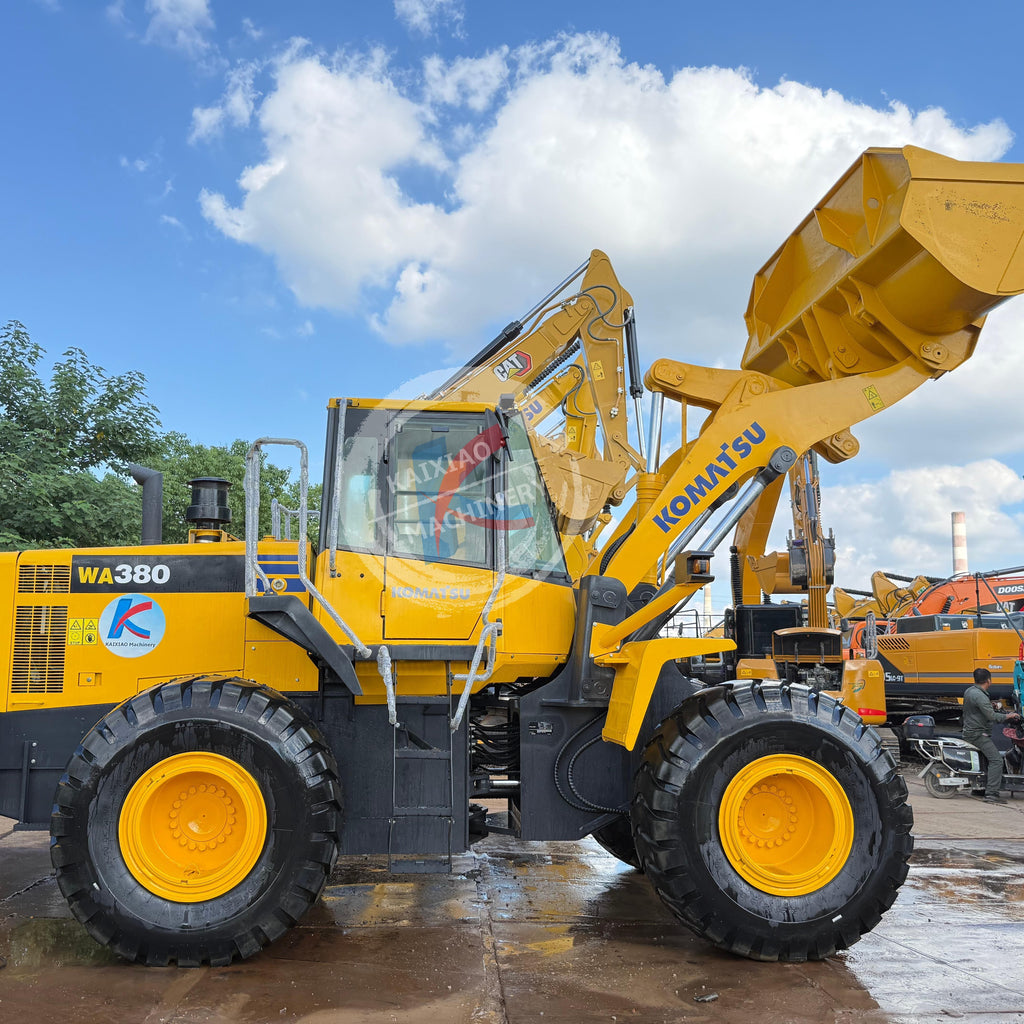 JAPAN KOMATSU WA470 WHEEL LOADER