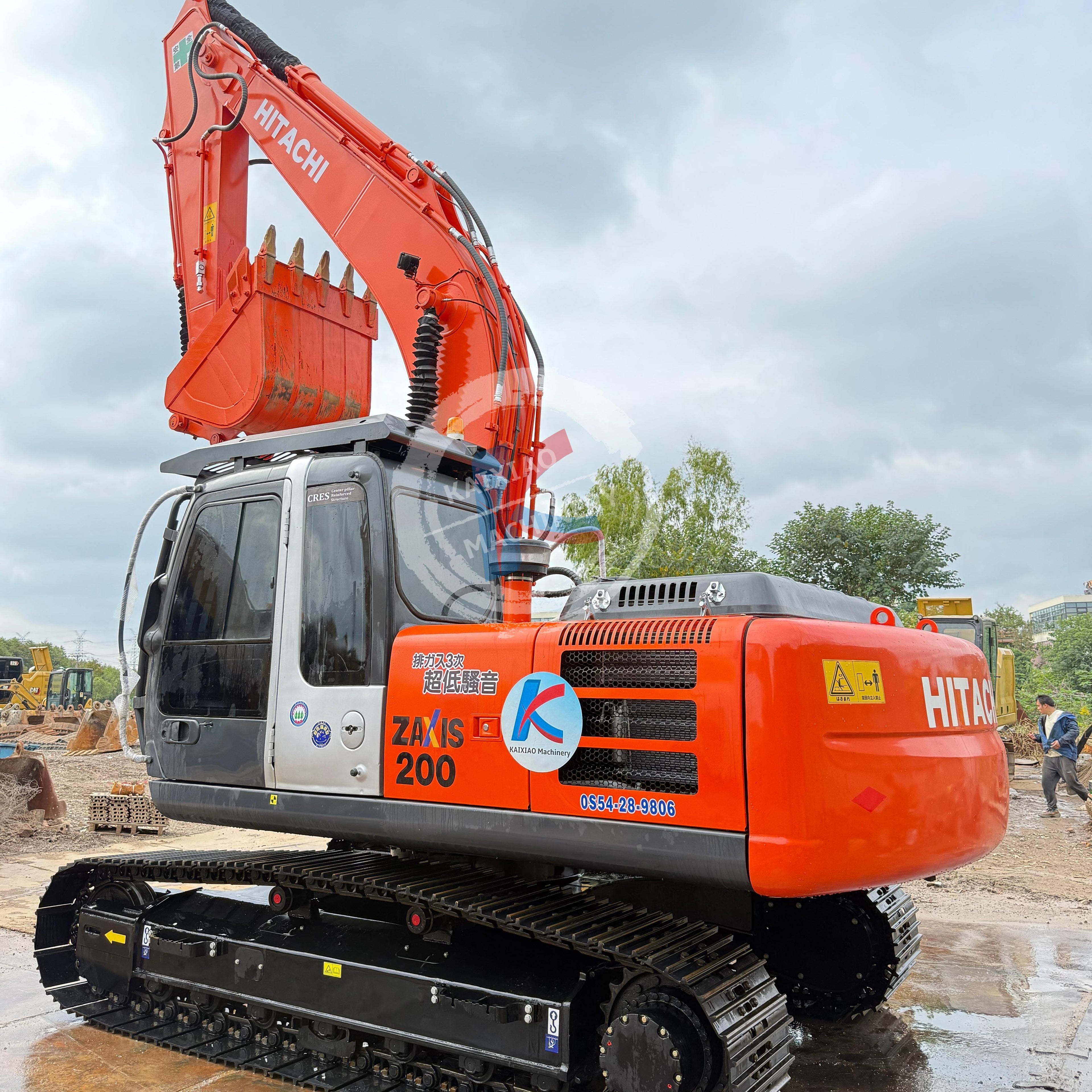 HITACHI ZX200 JAPAN ORIGINAL EXCAVATOR